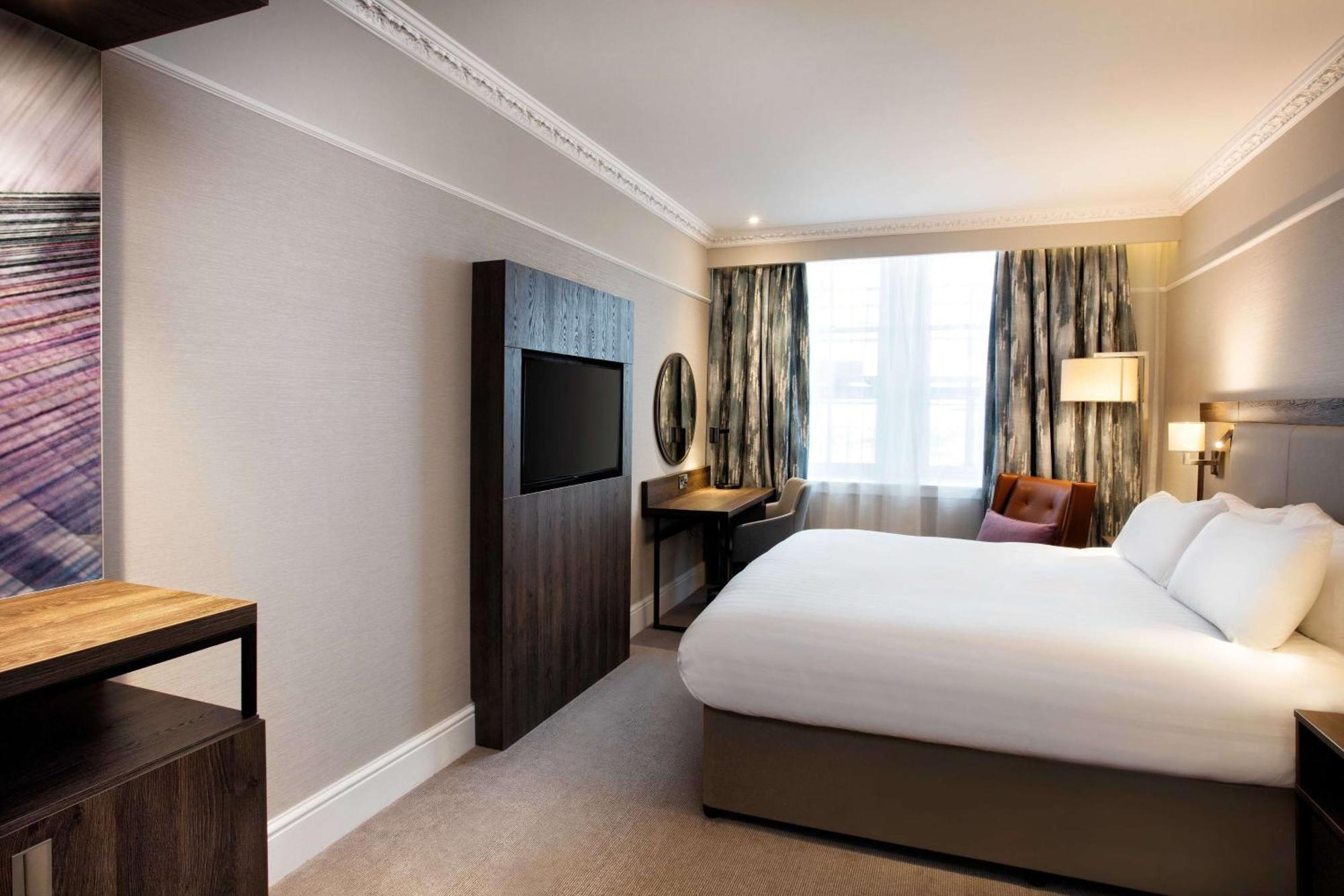 King Guest Room,1516351672:JPEG