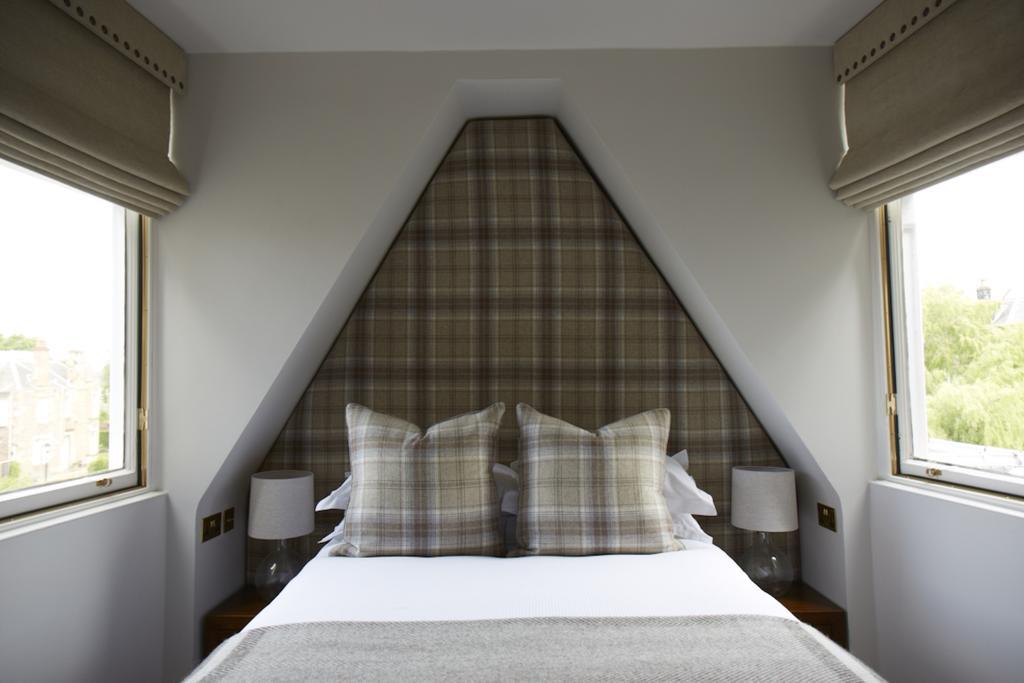 Petite Double Room,780803205:JPEG