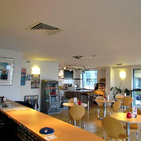 Hot-El-Apartments Edinburgh Waterfront-2