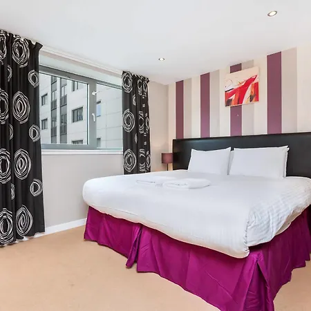 Hot-El-Apartments Edinburgh Waterfront-3